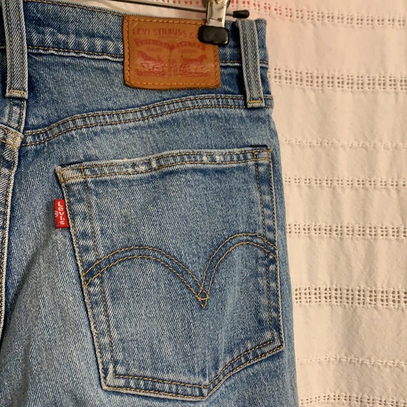 Wedgie Jeans - Picture 7 of 9